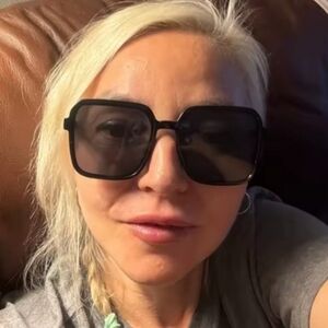 Stylish Black Square Sunglasses